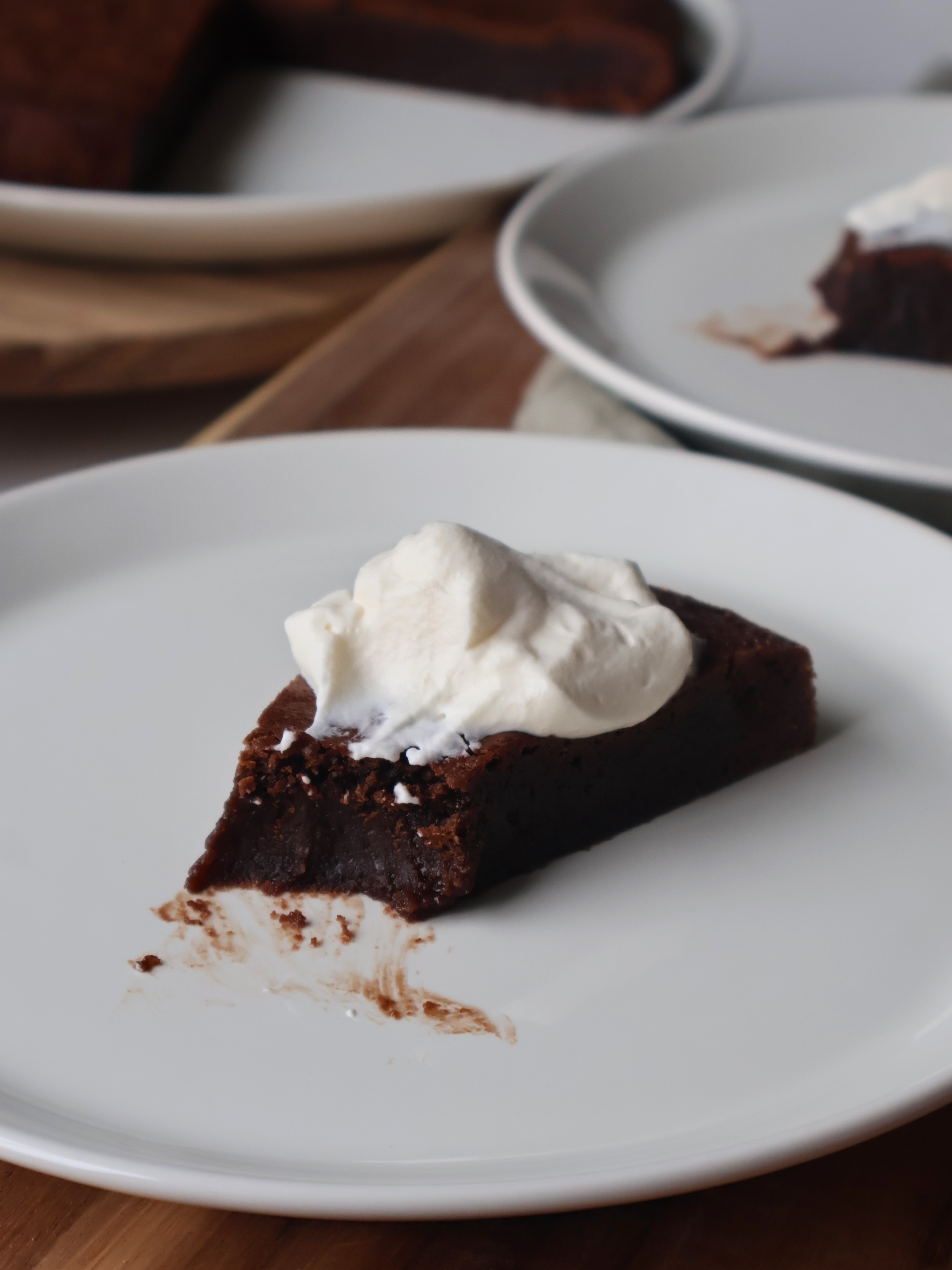 Kladdkaka med brynt smör och choklad